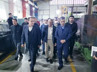 بازدید دکتر رسولیان معاون وزیر صمت و دکتر کمانی معاون وزیر نیرو از شرکت مژده وصل شیراز